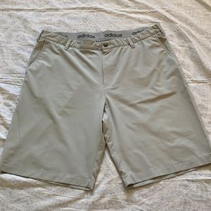 Adidas Golf Shorts Size 40